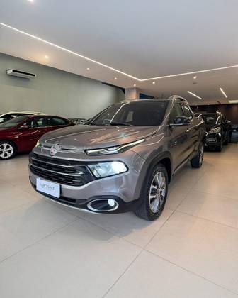 FIAT TORO 2.0 16V TURBO DIESEL VOLCANO 4WD AT9 FIAT TORO 2.0 16V TURBO DIESEL VOLCANO 4WD AT9